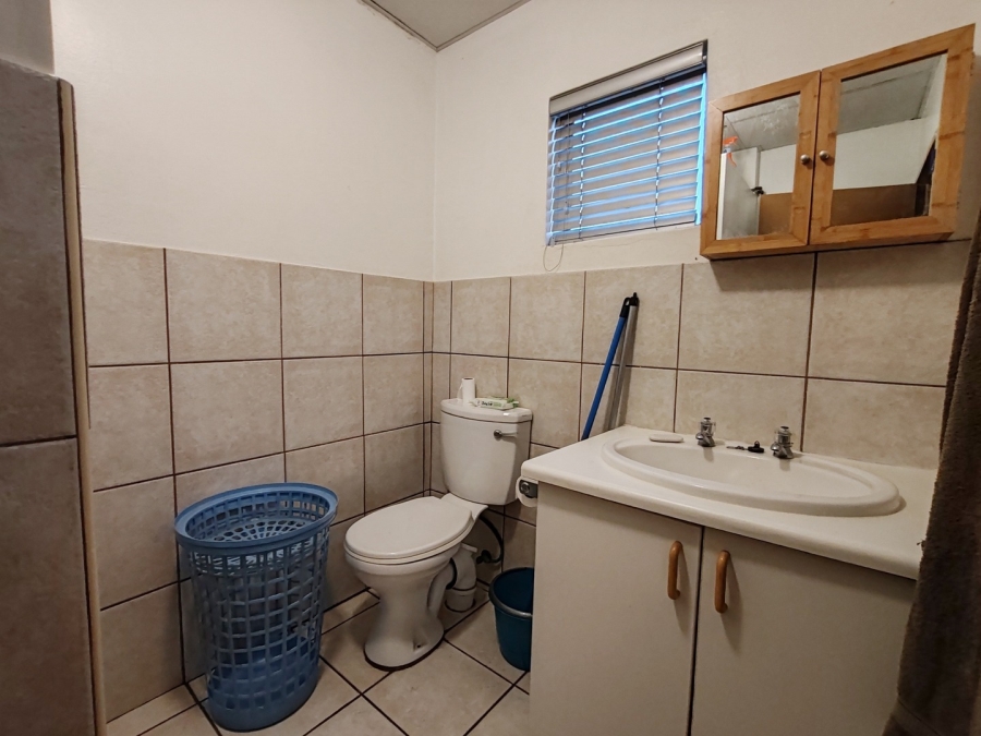1 Bedroom Property for Sale in Kannoniers Park North West